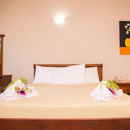 Hideaway Hotel Port Moresby Room photo