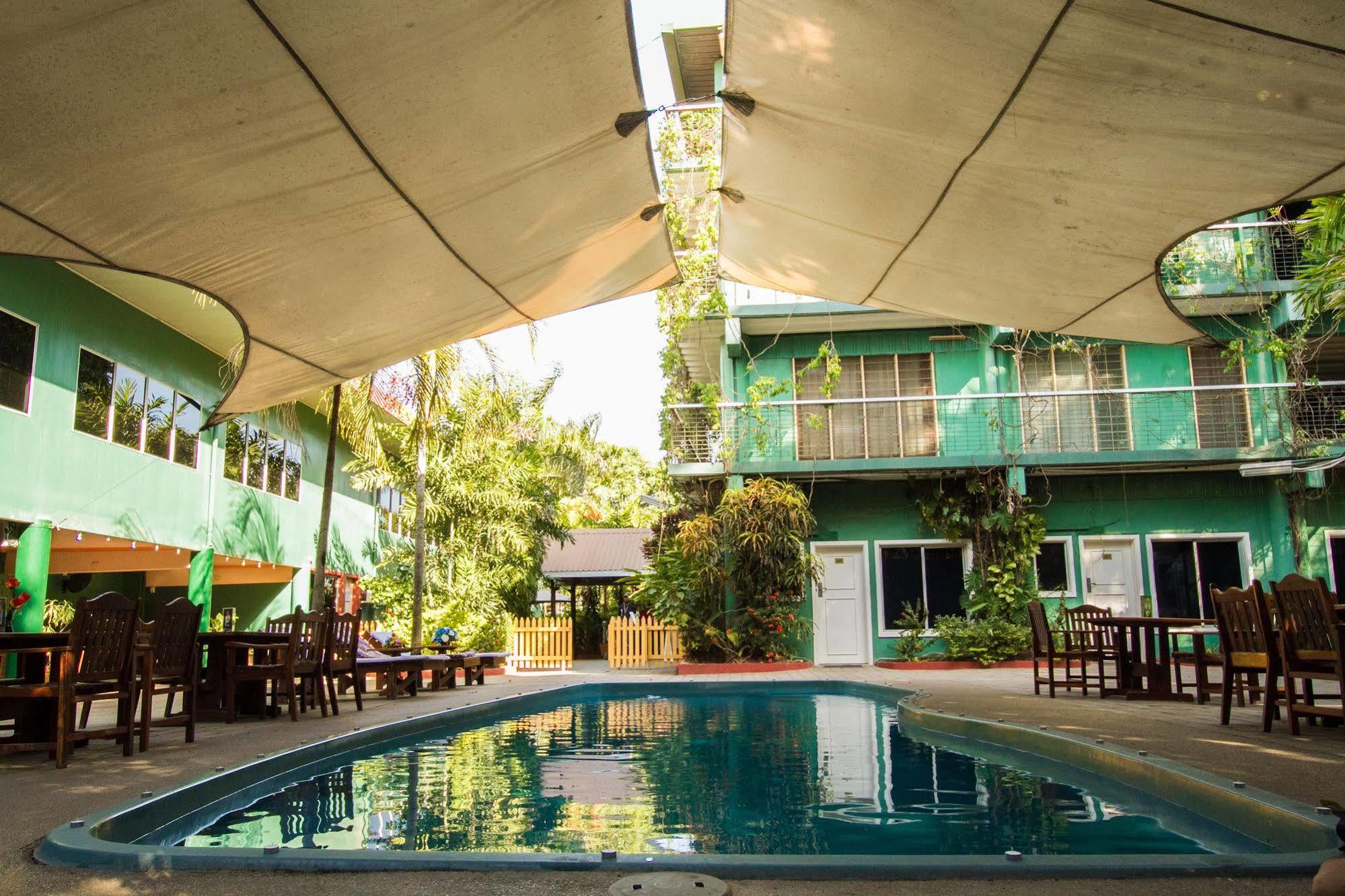 Hideaway Hotel Port Moresby Exterior photo