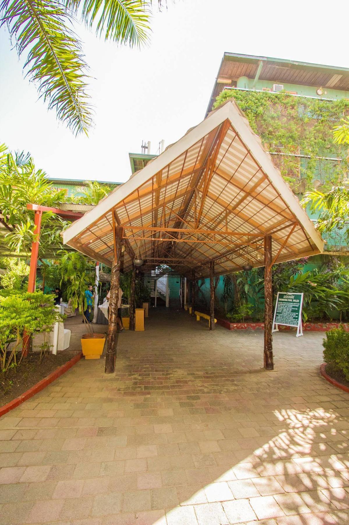 Hideaway Hotel Port Moresby Exterior photo